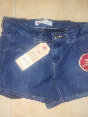 BNWT Little Girls Sz 8 Levi's Dark Blue Denim Shorty Shorts